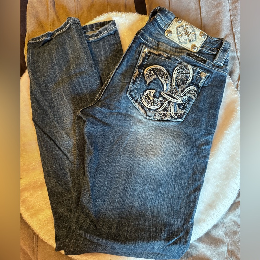 Miss Me signature skinny jeans 28